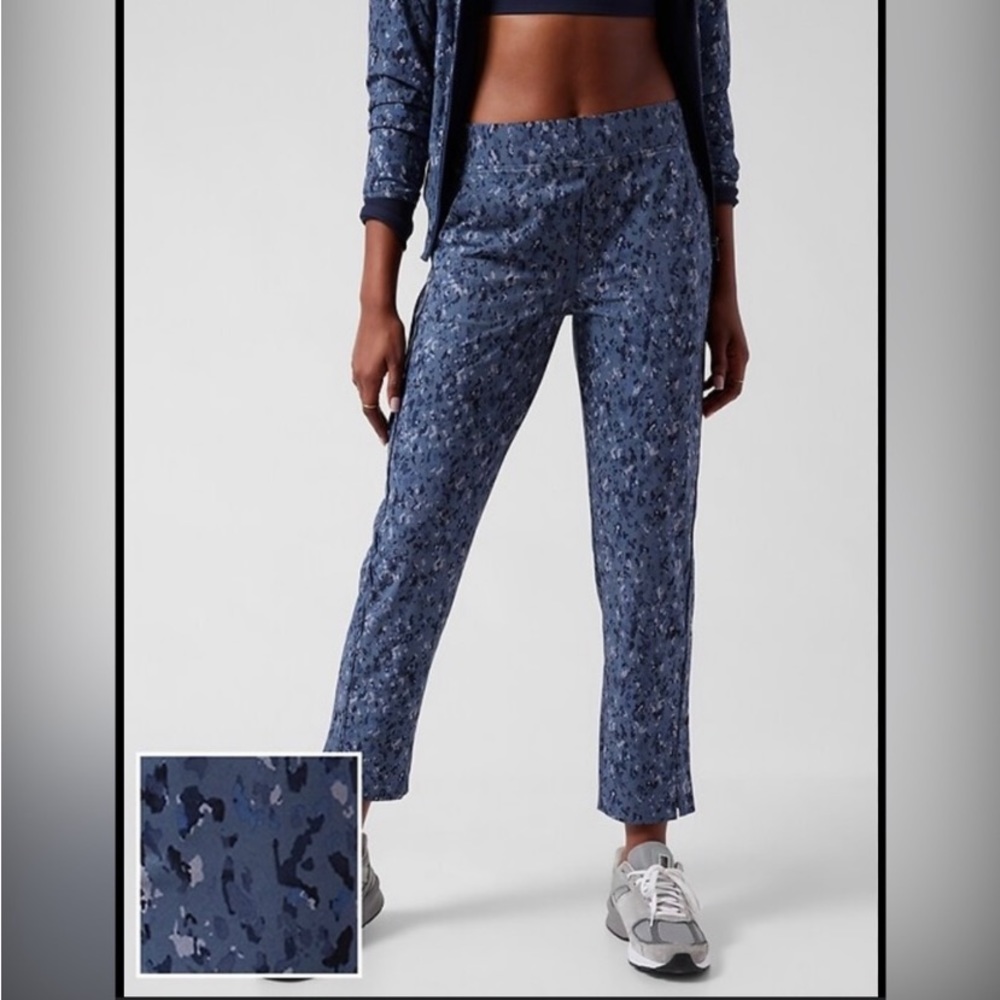ATHLETA Brooklyn Ankle Pant Captivate Chrome Blue